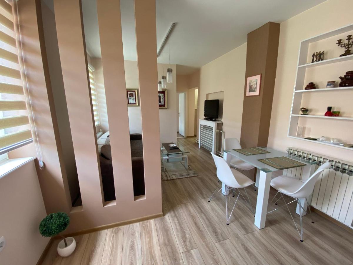 Apartmani Rajin Vrsac Dış mekan fotoğraf